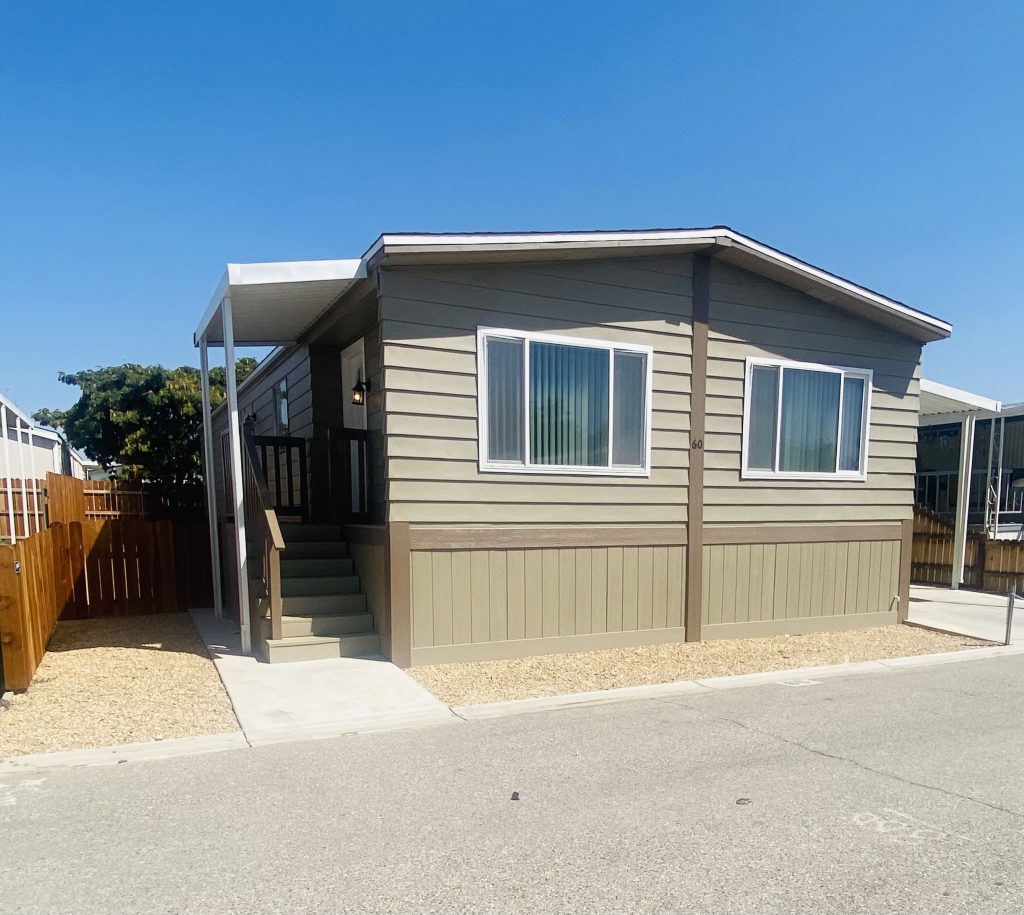 Mobile Home Park in Bakersfield, California Riverdale Village