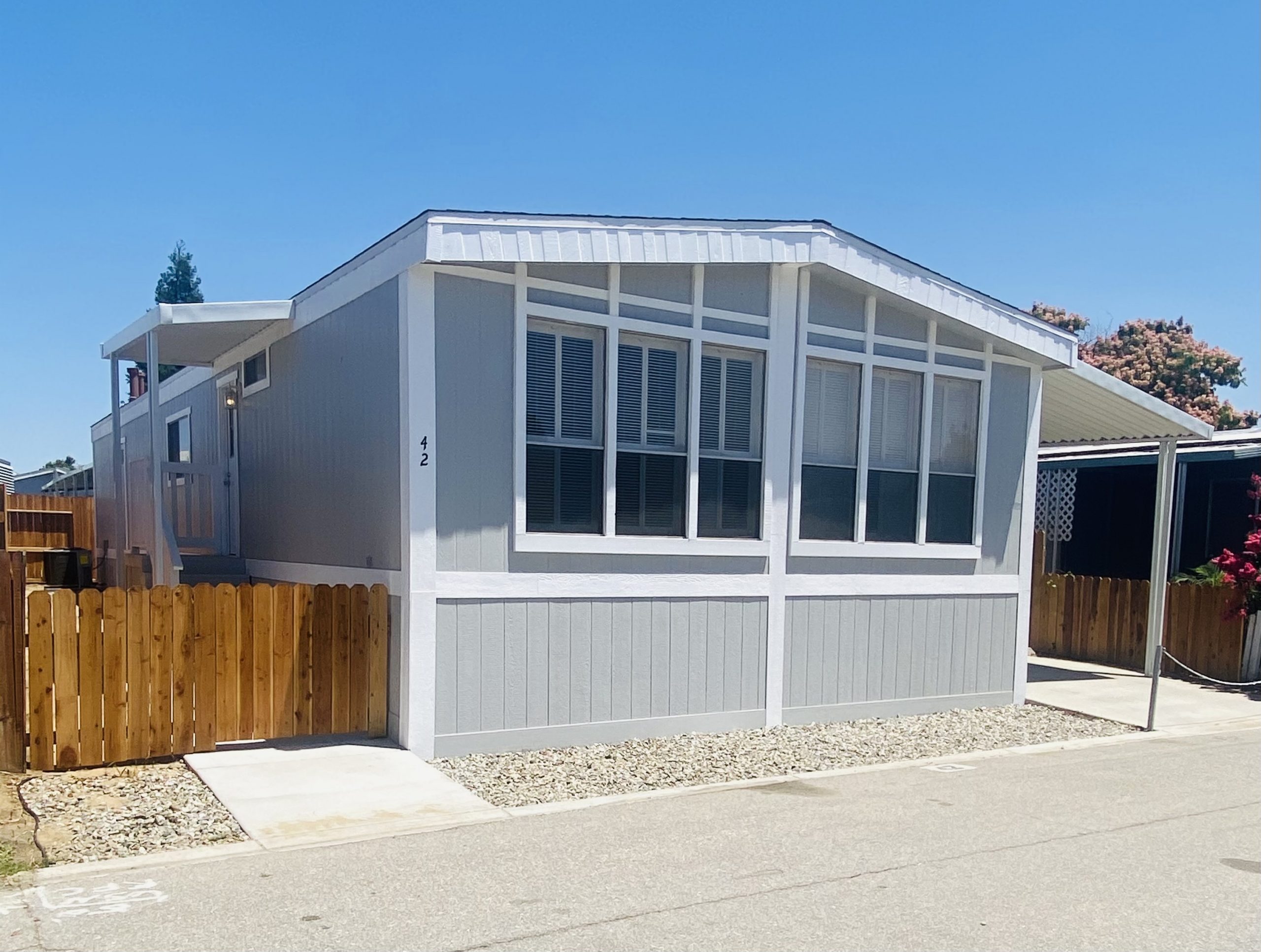 Mobile Home Park in Bakersfield, California Riverdale Village